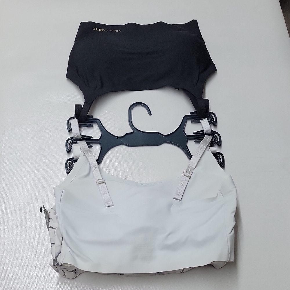 Vince Camuto Black and White Floral Crop Top - Picture 6 of 10